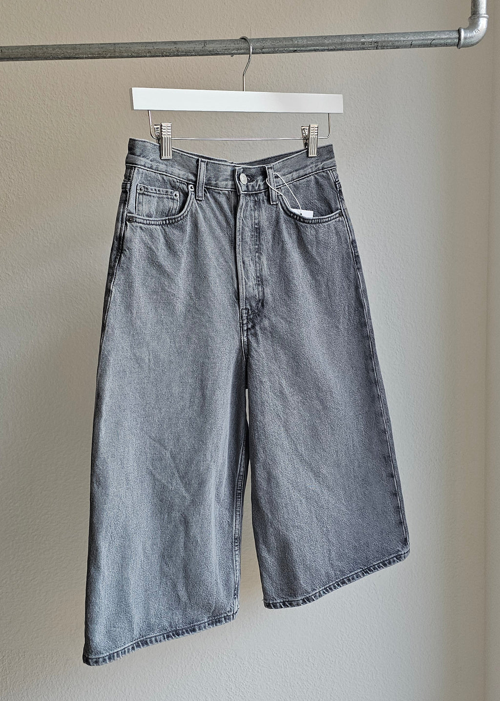 COS Bermuda Jeans
