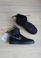 NIKE Air Force 1 Shell