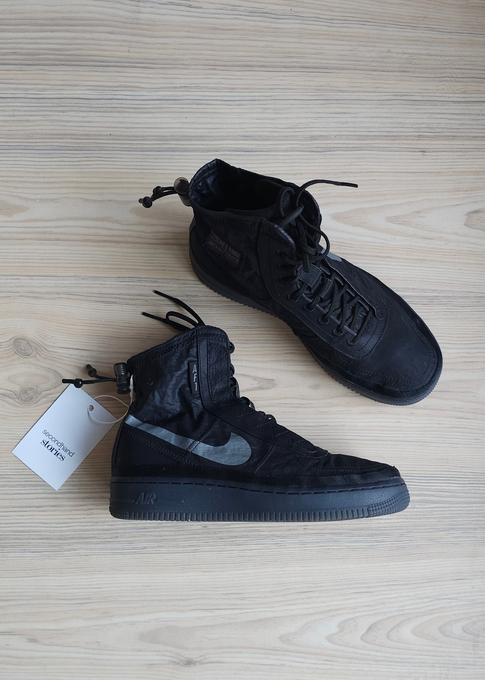NIKE Air Force 1 Shell
