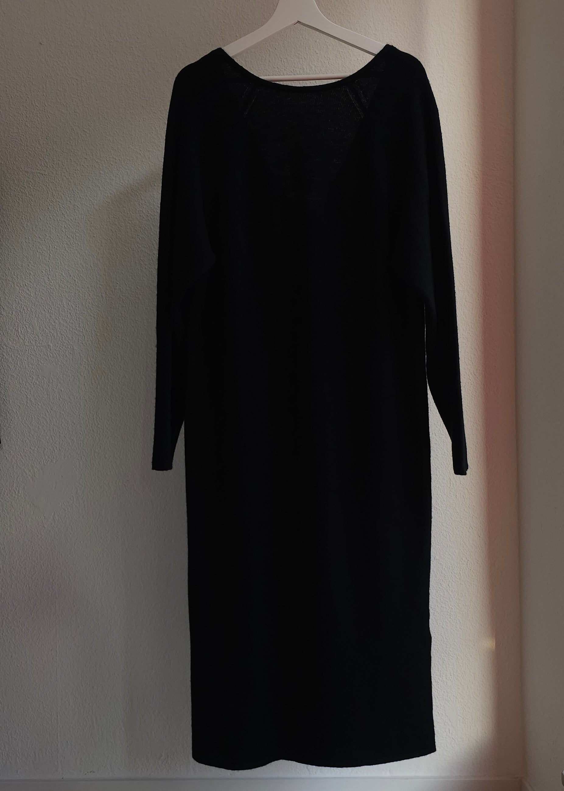 BY AYLIN KOENIG Strickkleid
