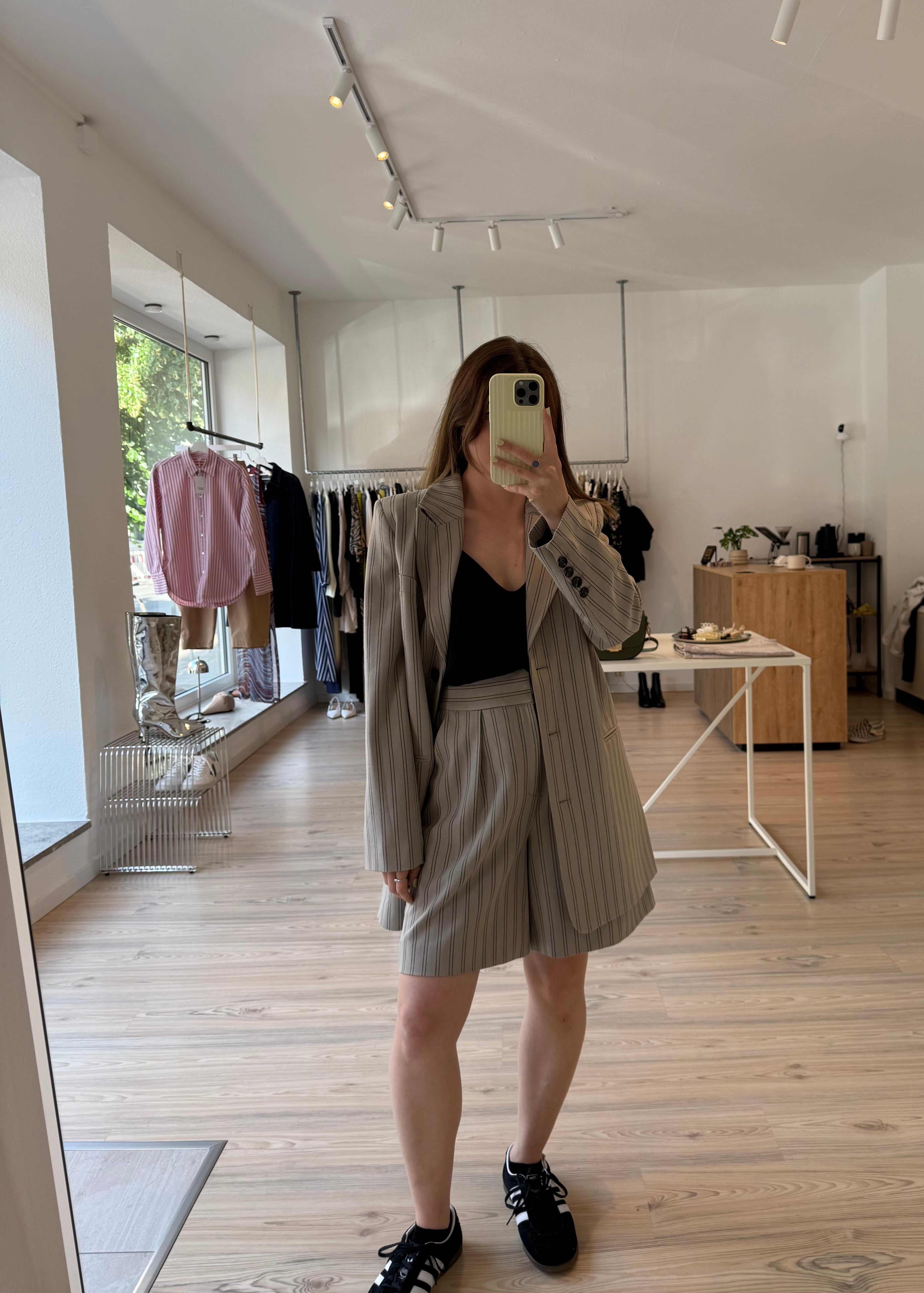 GESTUZ Oversized Blazer