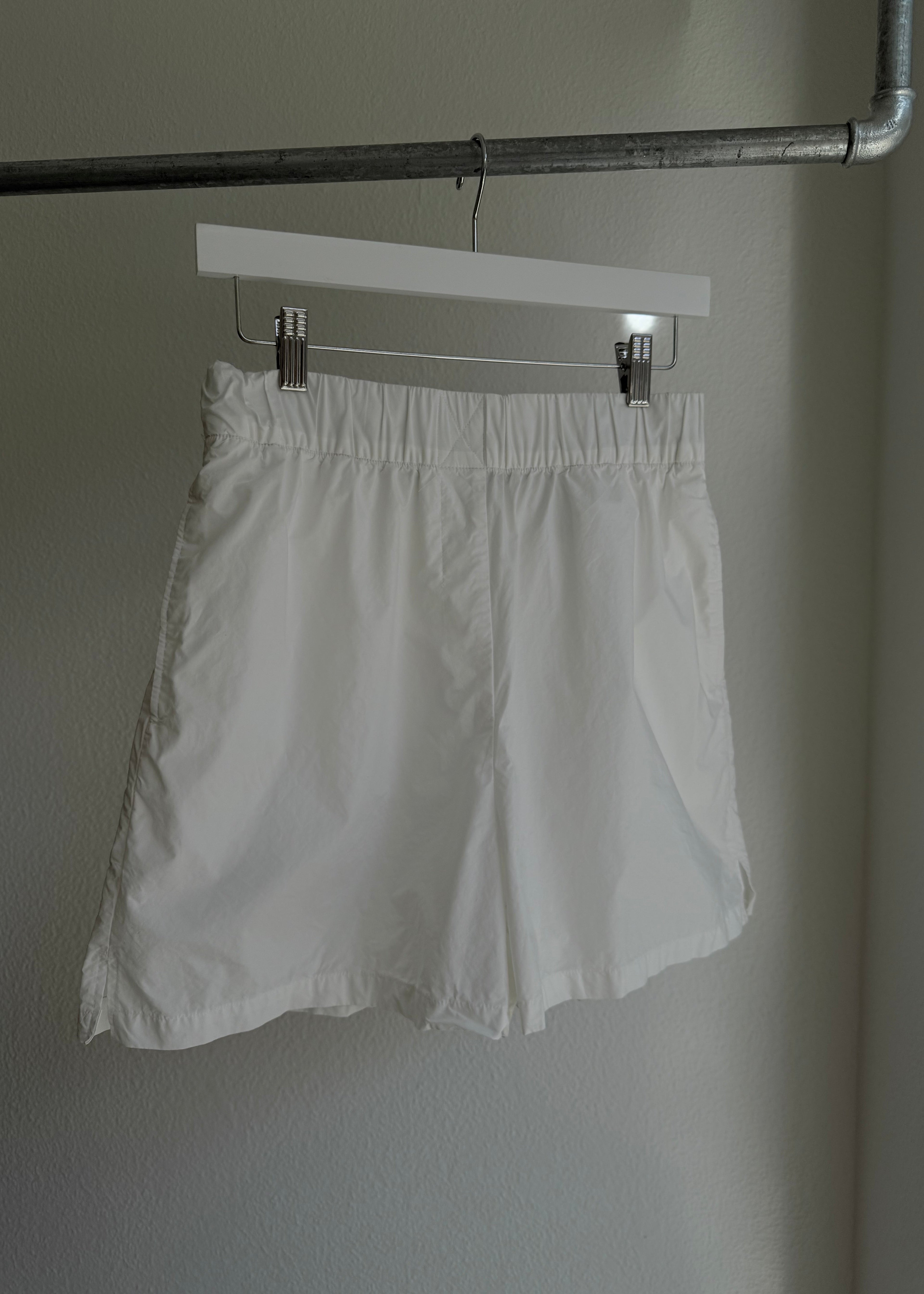 & OTHER STORIES Shorts