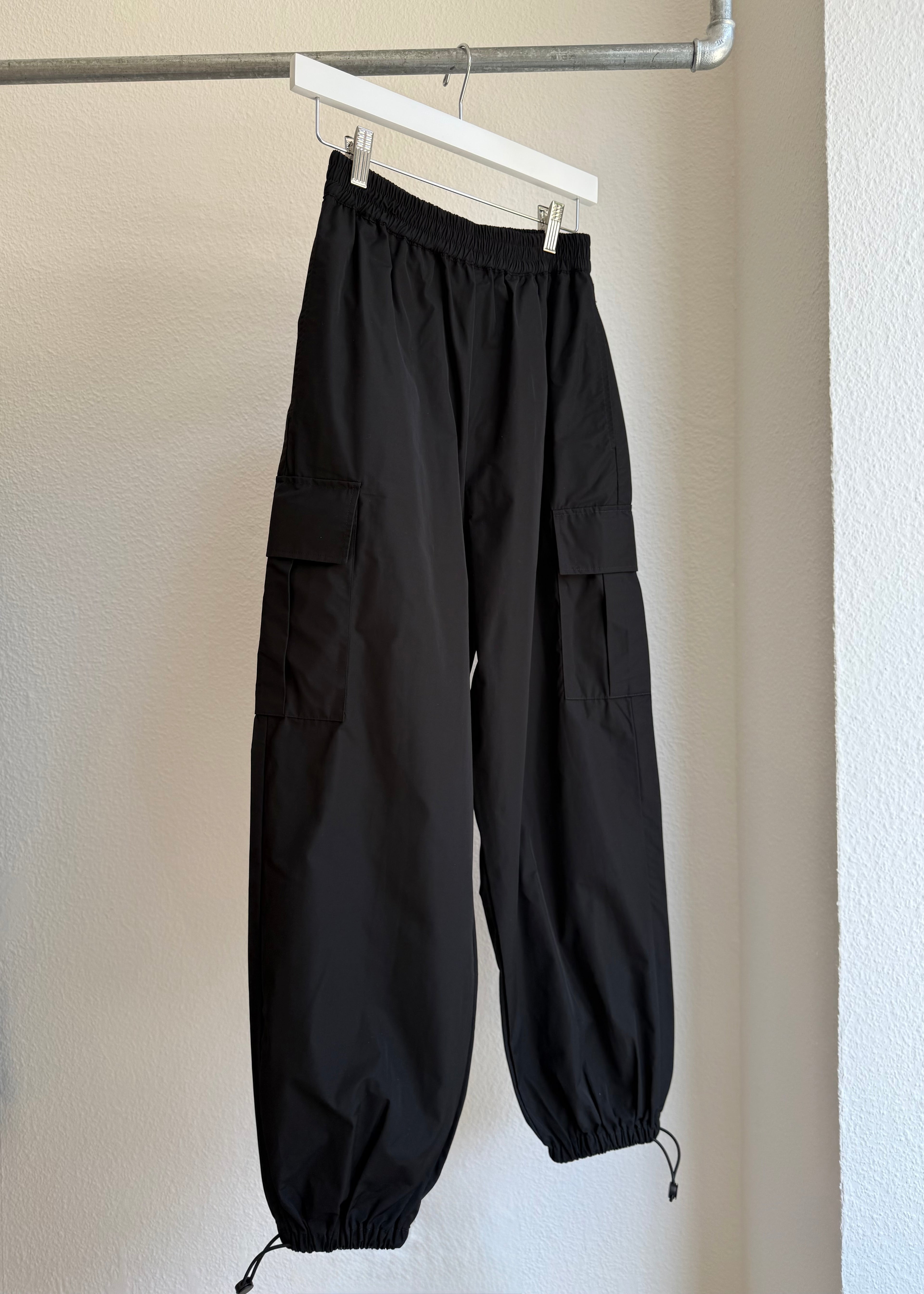 VIVAL STUDIO Cargo Hose