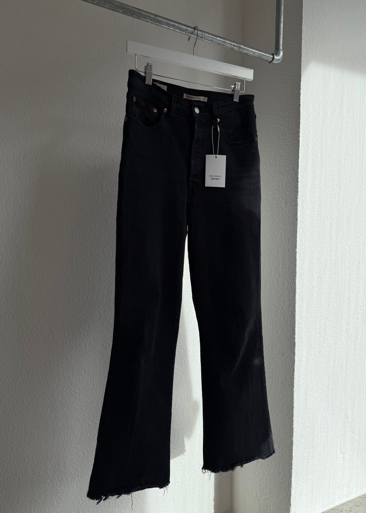 LEVI'S Ribcage Crop Flare Jeans