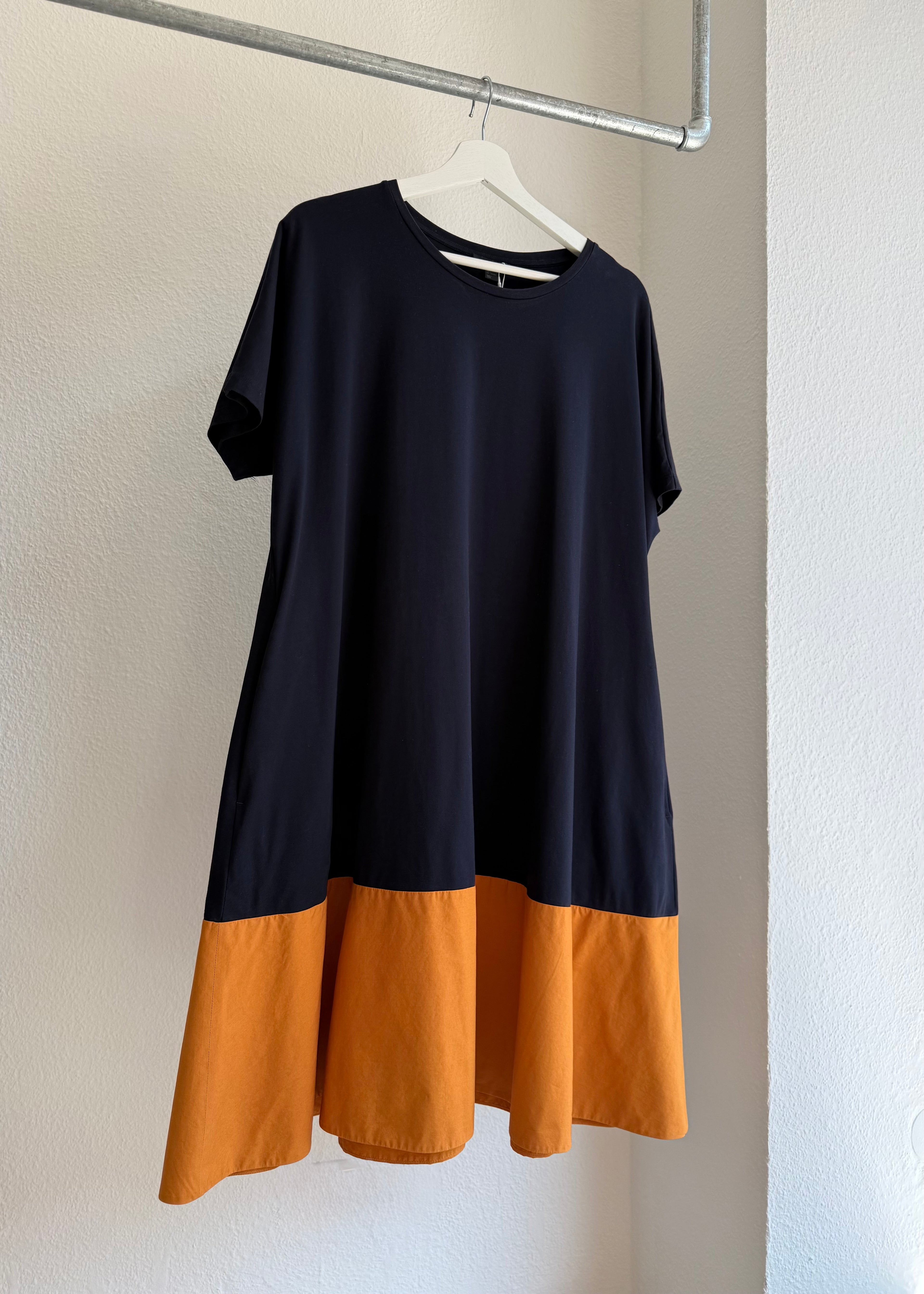 COS Color blocking Kleid