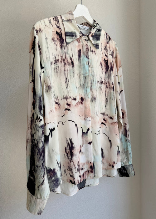 & OTHER STORIES Batik Bluse