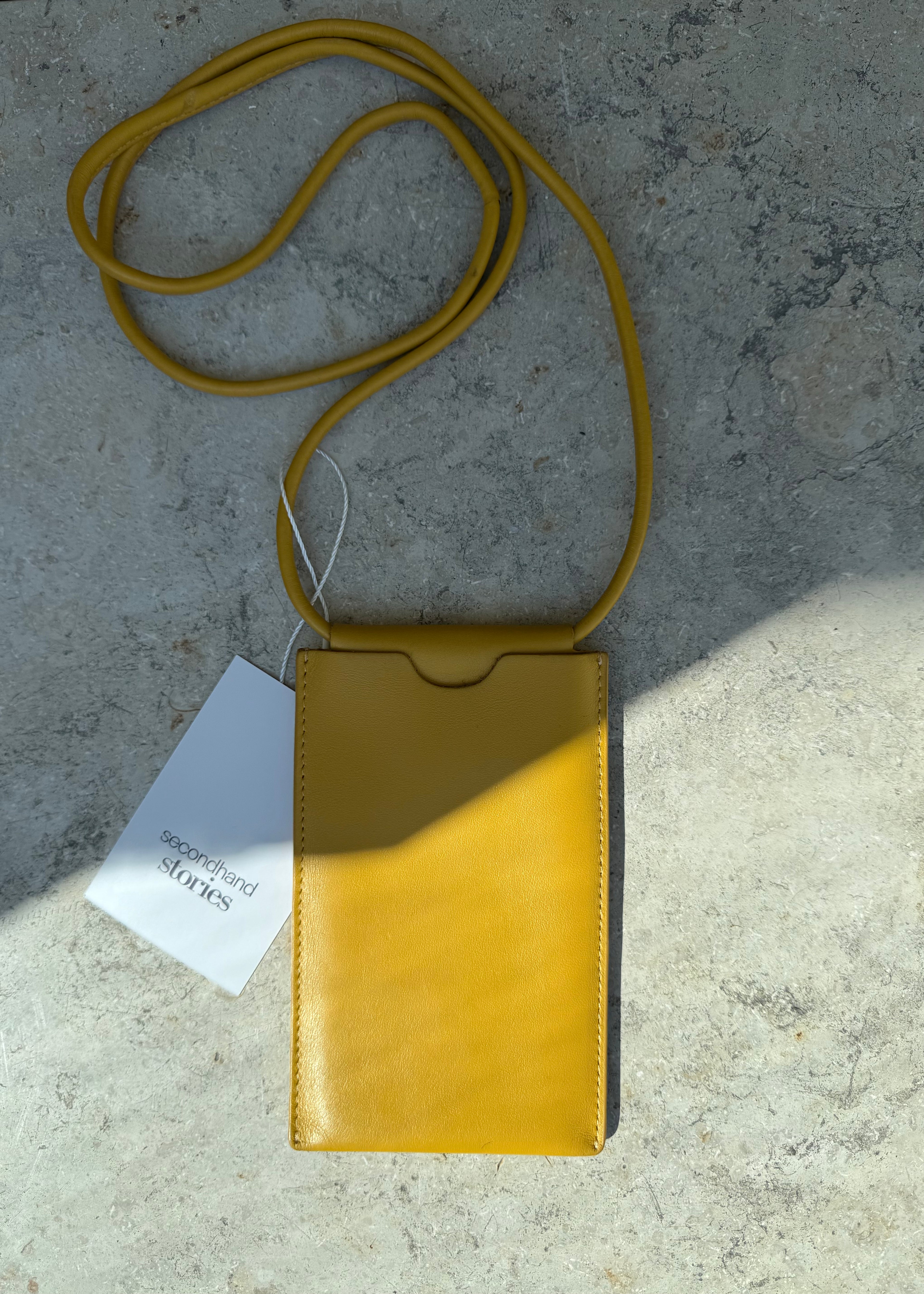 COS Kleine Leder Tasche